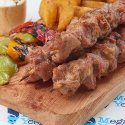 MEGAS YEEROS ΣΟΥΒΛΑΚΙ ΧΟΙΡΙΝΟ ΛΑΙΜΟΣ ΓΙΓΑΣ 90gr